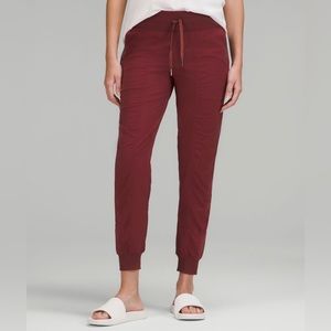Lululemon Mid-Rise Full Length Dance Studio Jogger